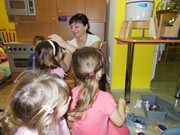 Malování na dřevěné magnetky